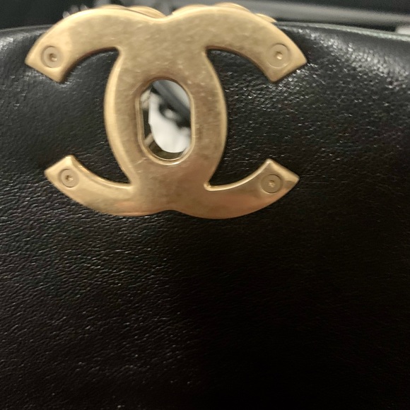 ❌SOLD❌Chanel 19 small lambskin - Picture 7 of 11